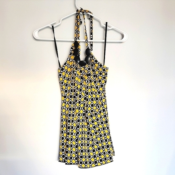 1062 * BCX Geometric Print Halter Top Yellow Black Size M - Picture 2 of 10